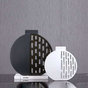 Minimalist Creative Hollow Design Round Vase - HOUSYE