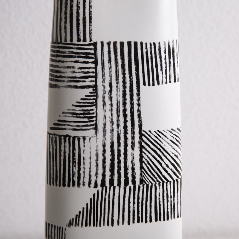 Nordic Minimalist Ceramic Creative Hand-painted Vase - HOUSYE