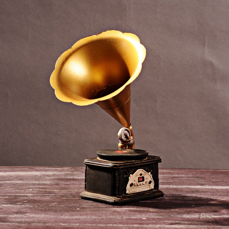 The Model of The Old Gramophone - HOUSYE