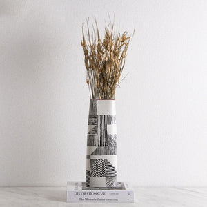 Nordic Minimalist Ceramic Creative Hand-painted Vase - HOUSYE