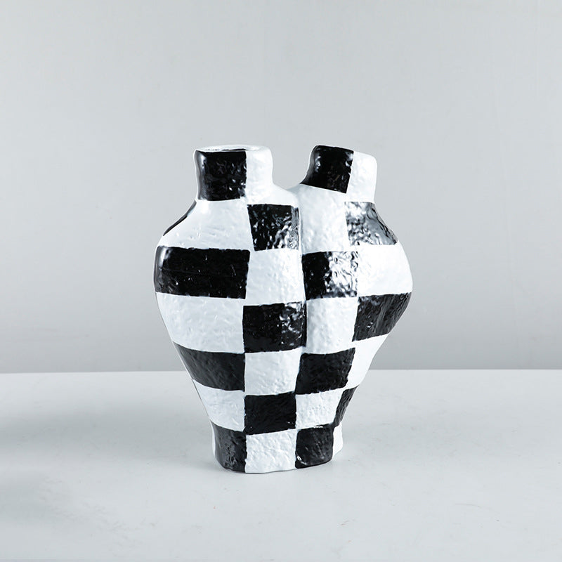 Black White Mosaic Heart Vase