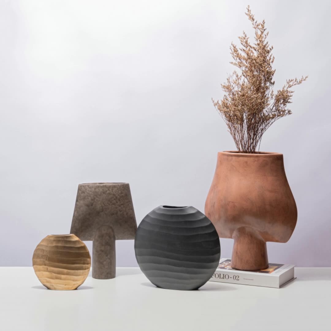 Morandi Terra Vase